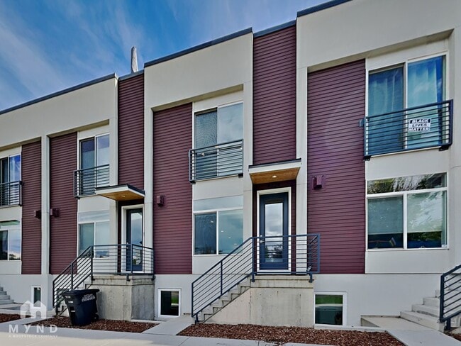 Primary Photo - 4324 N Pecos St