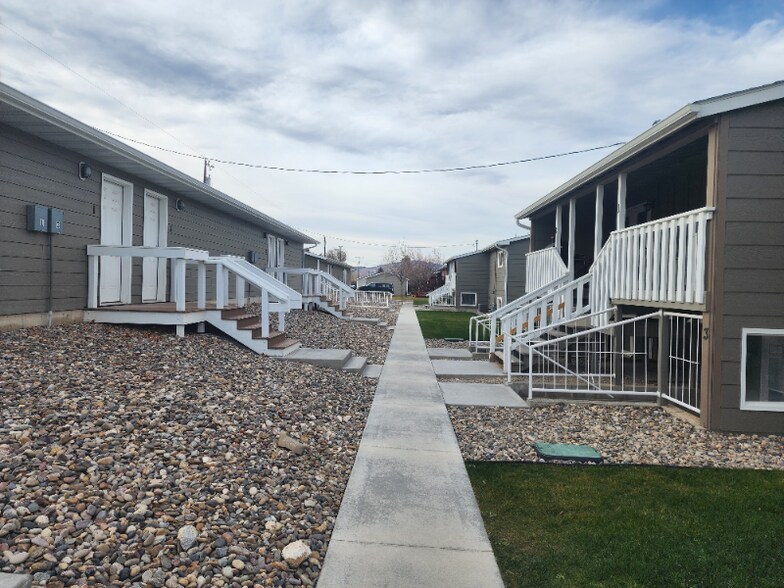 Building Photo - 1701 Hudson St