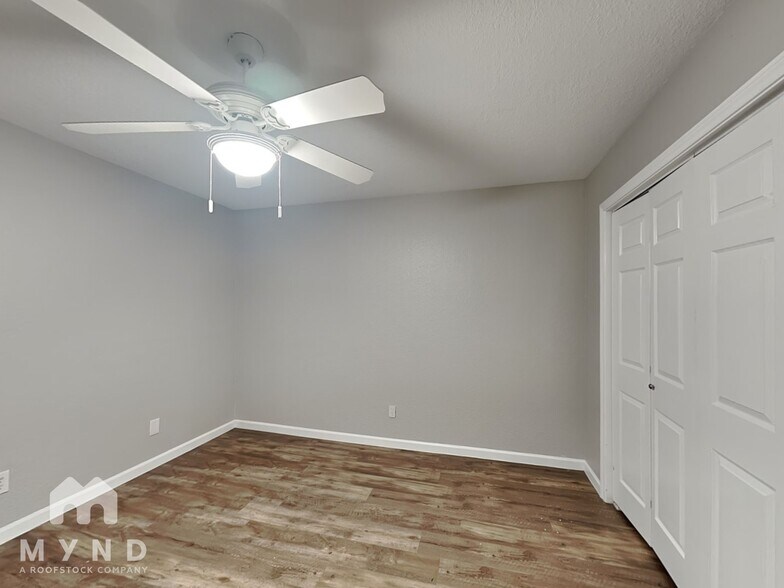 Building Photo - 4892 Masch Branch Rd