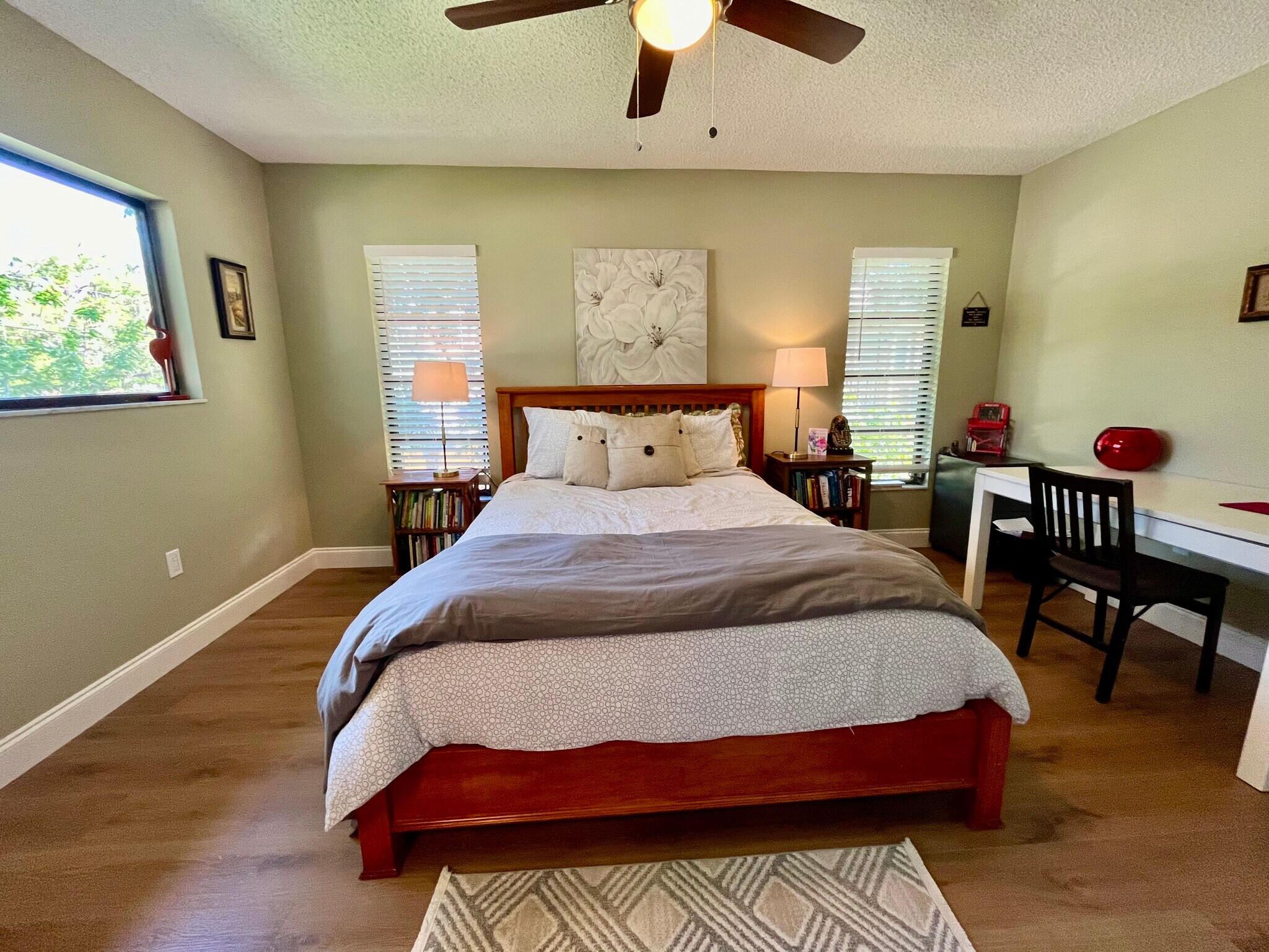 Building Photo - 2840 W Rainbow Cir