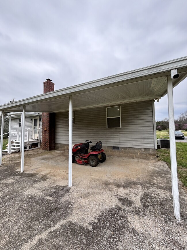 Building Photo - 1500 Murray-Kittrell Rd