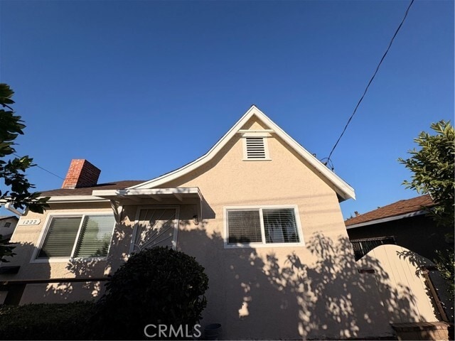 Building Photo - 1222 S Gladys Ave