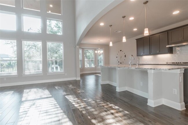 Building Photo - 16800 Broomweed Cove