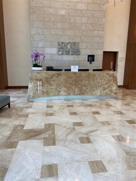 Building Photo - 31 SE 5th St