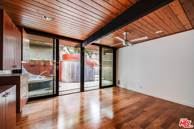 Building Photo - 22277 Buenaventura St