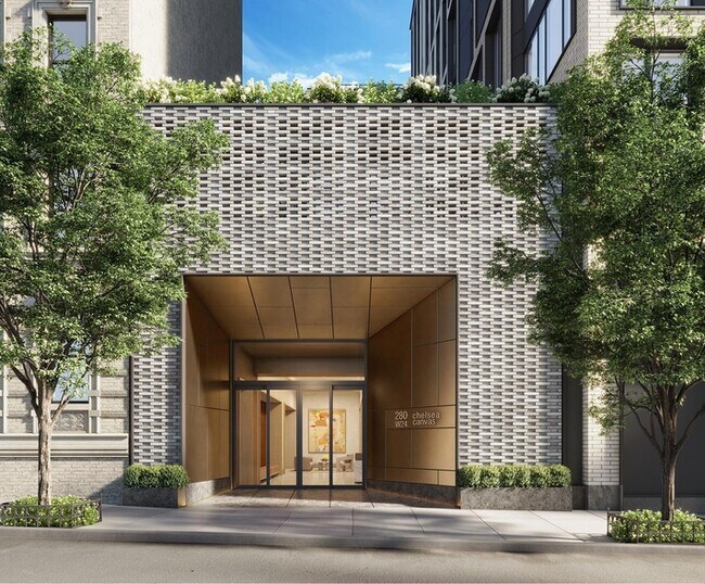 Building Photo - 280 W 24th St