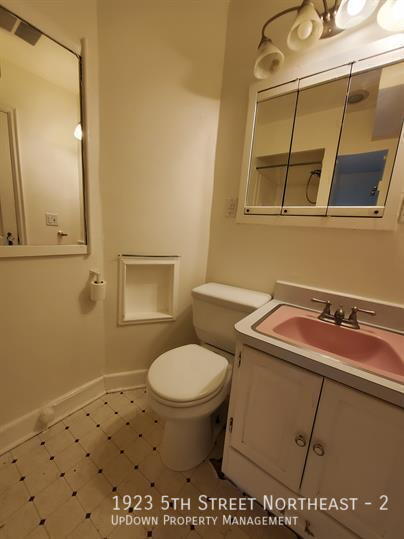 Building Photo - 1923 5th St NE