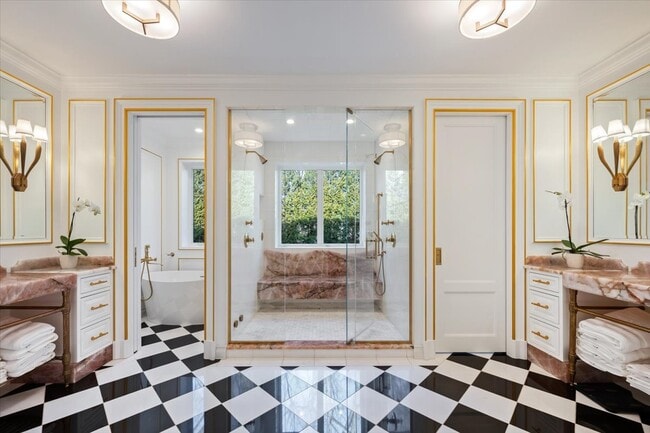 Building Photo - 919 Hill Rd