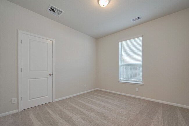 Building Photo - 2405 Seamist Cv Ln