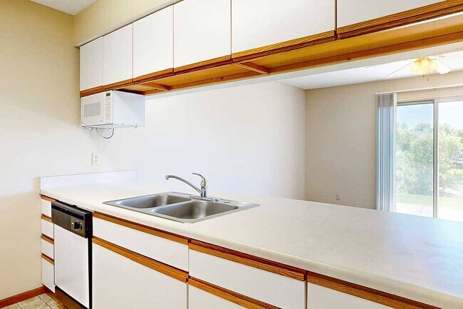 Floorplan - Pine Lake Heights Apartments