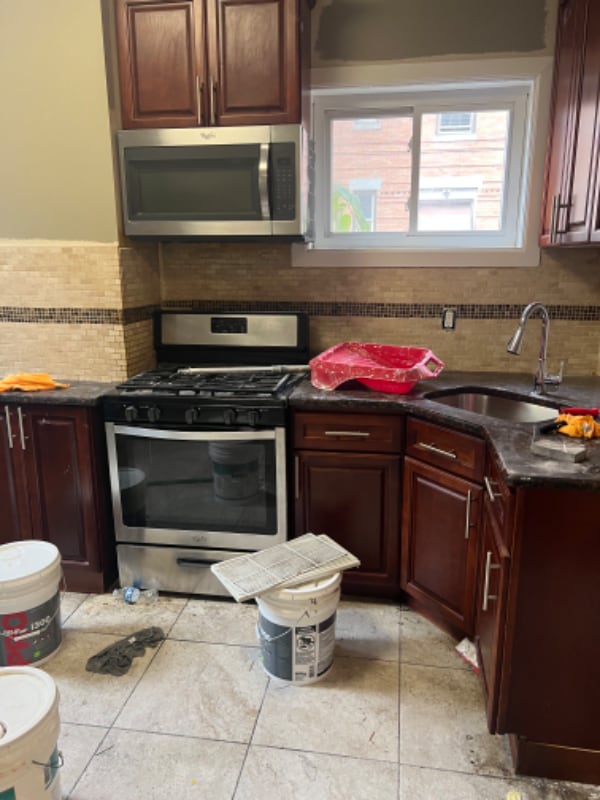 Building Photo - 425 26th St