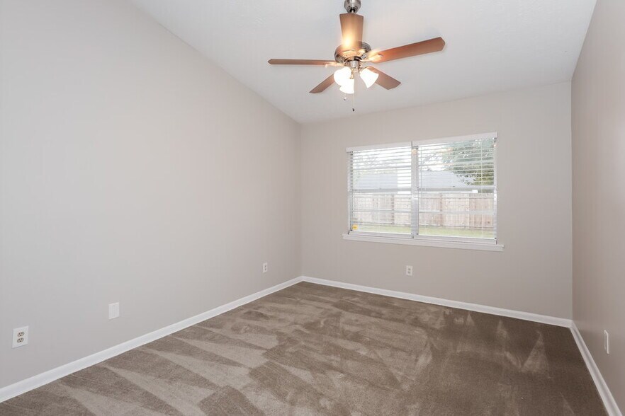 Building Photo - 1012 Cameo Crest Ln