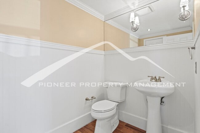 Building Photo - Charming 2-Bedroom + Office in the Historic Old North End, with access to 2 car garage spaces.