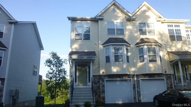 Building Photo - 48 Berry Ln