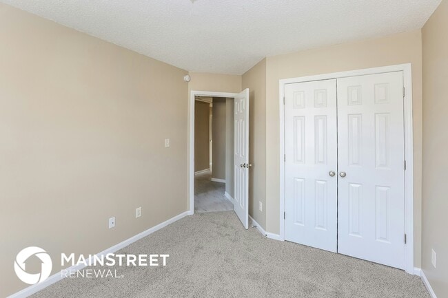 Building Photo - 5803 Bridgeway Dr