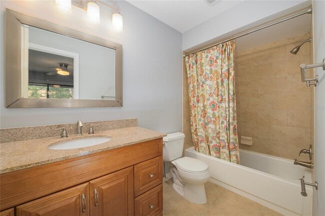 Building Photo - 918 Sunridge Dr