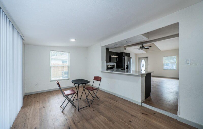 Building Photo - 6027 Illinois Ave