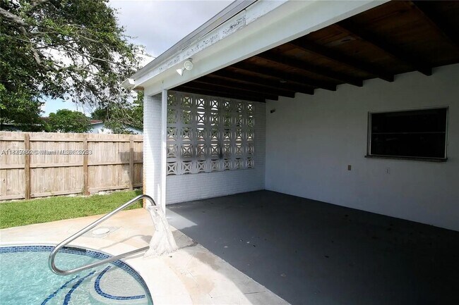 Building Photo - 4534 Van Buren St