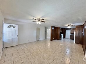 Building Photo - 4925 Geddes Ave
