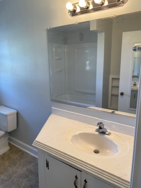 Building Photo - Duplex / Burlington