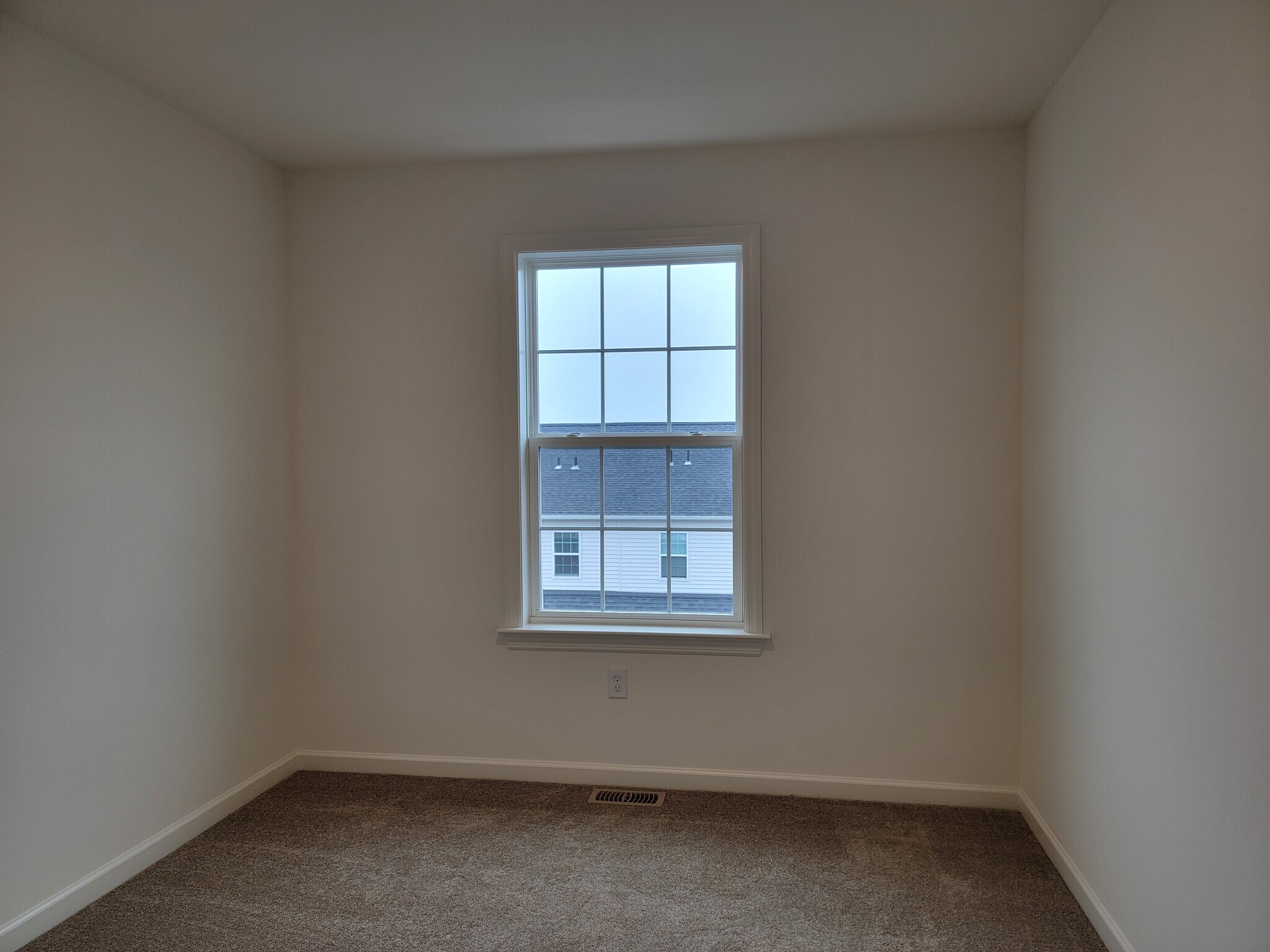 Building Photo - 2485 Artesian Way