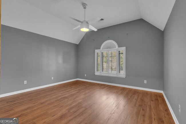 Building Photo - 135 Handshaker Ct