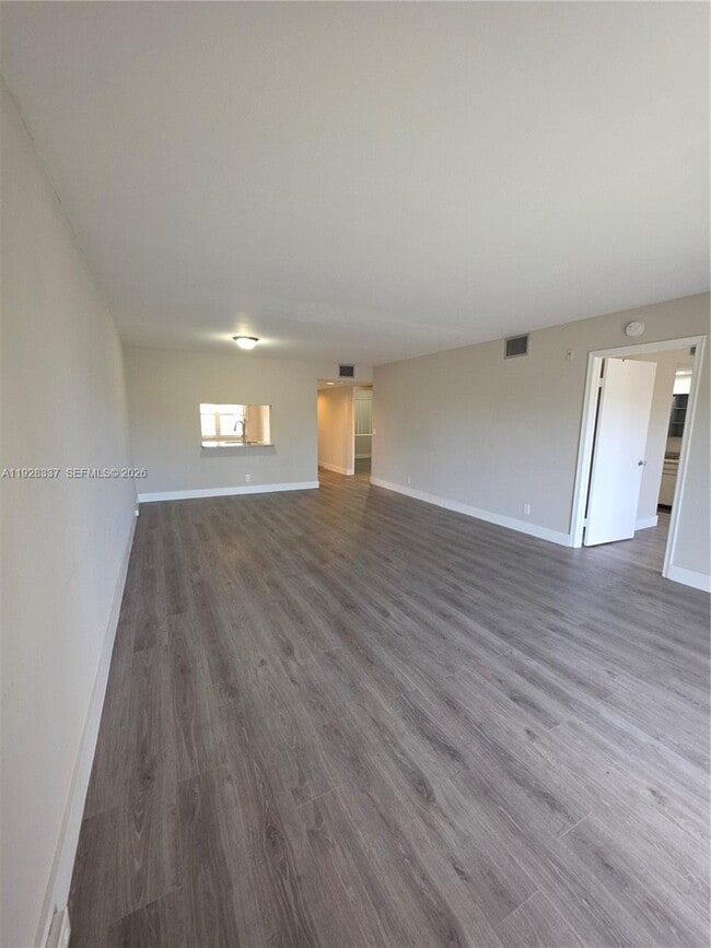 Building Photo - 1401 SW 128th Terrace