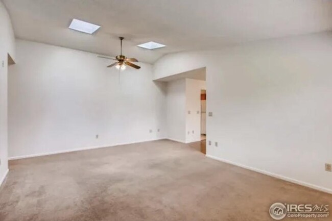 Building Photo - 2742 Goldenrod Pl