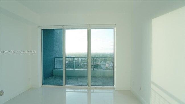 Building Photo - 60 SW 13th St