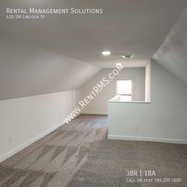 Building Photo - 420 SW Lincoln St