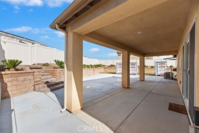 Building Photo - 25858 Oak Spgs Ct