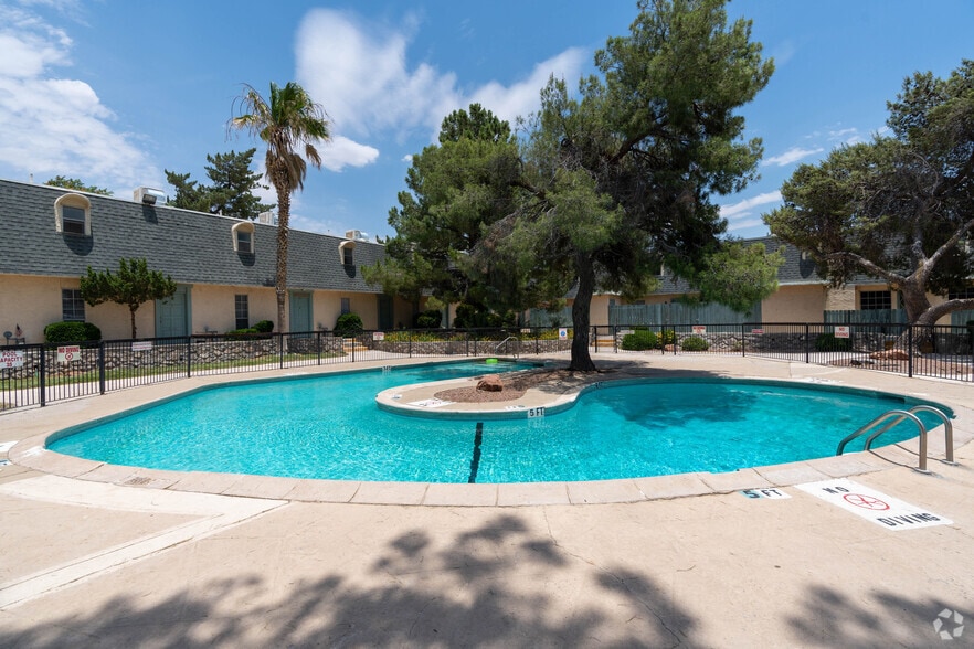 Primary Photo - Arbor Apartments