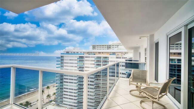 Building Photo - 3500 Galt Ocean Dr