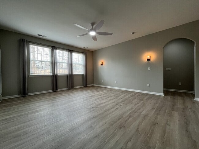 Building Photo - 17102 Alydar Commons Ln