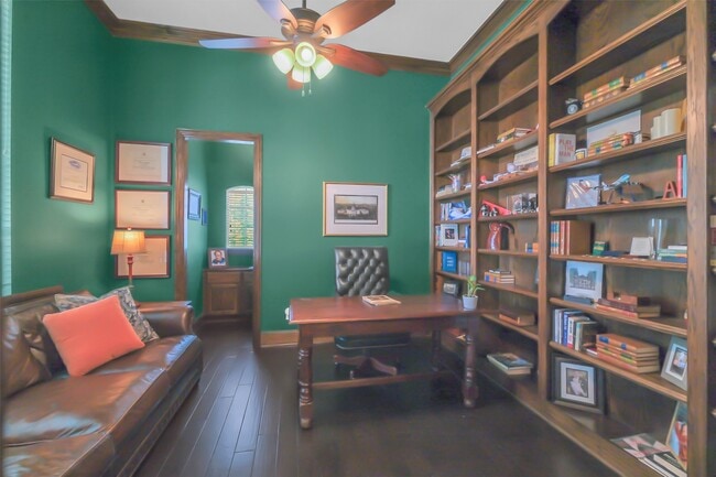 Building Photo - 2810 Red Maple Dr