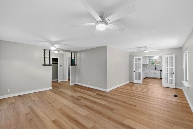 Building Photo - 1109 Paisano St NE
