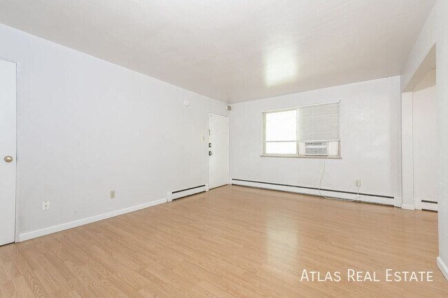 Building Photo - 9955 W 59th Pl