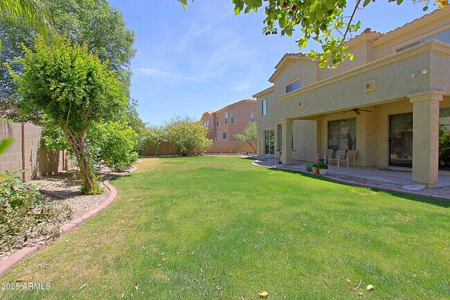 Building Photo - 18560 E Strawberry Dr