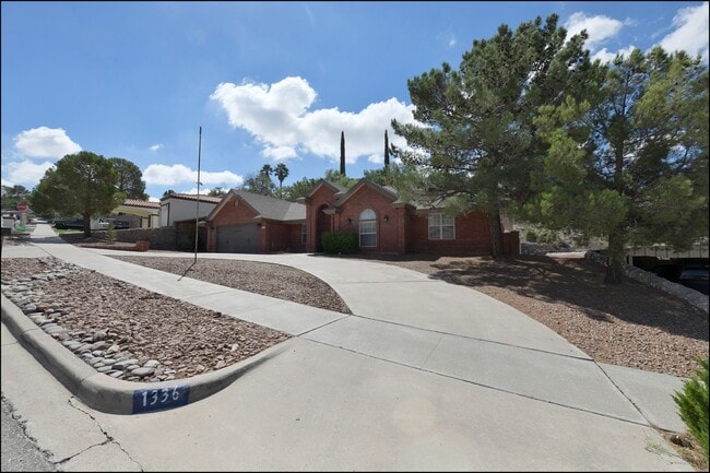 Building Photo - Coming Soon!