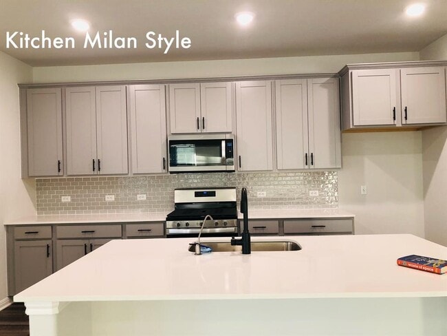 Building Photo - 2536 Acoma Ln