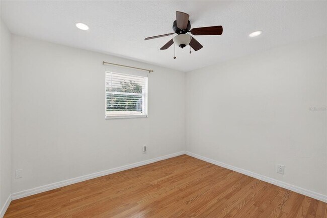 Building Photo - 3240 Apfel Rd