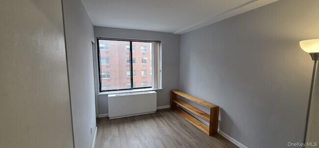 Building Photo - 3240 Netherland Ave