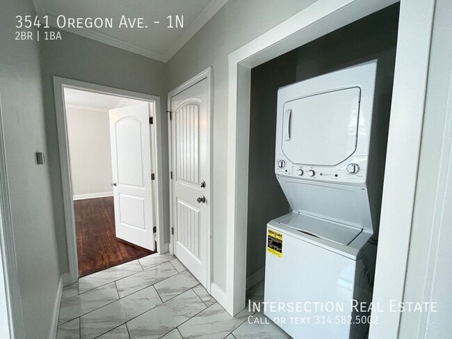 Building Photo - 3541 Oregon Ave