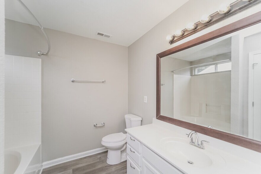 Building Photo - 5824 Kelden Walker Ln