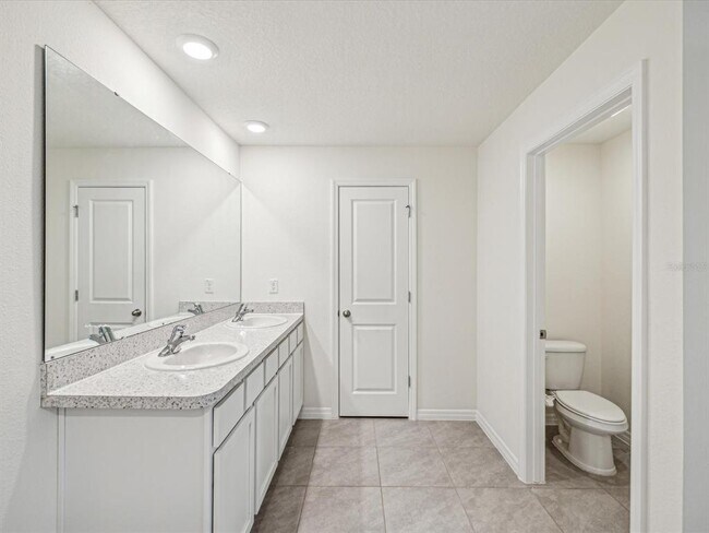 Building Photo - 11792 White Willow Ln
