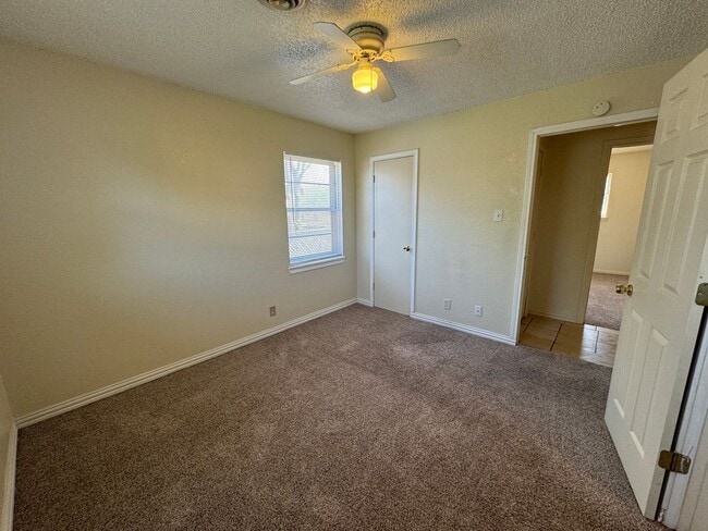 Building Photo - 3-Bedroom House for Rent in Killeen