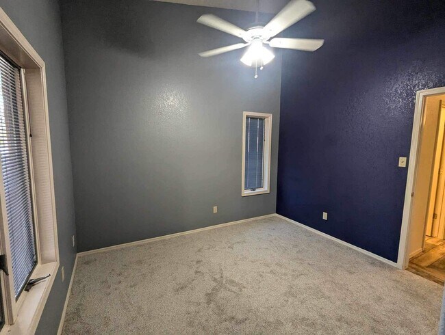 Building Photo - Large 3 bedroom with 3 car garage