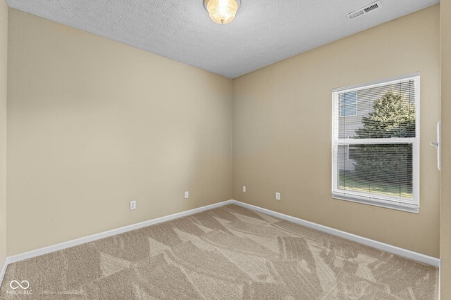 Building Photo - 1241 Elm Grove Ln