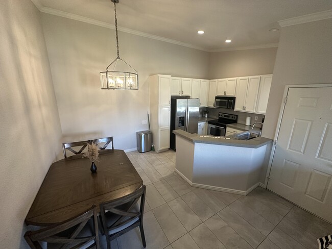 Primary Photo - 78650 Ave 42 Ave