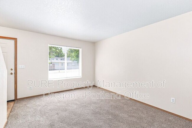 Building Photo - 2619 SE 125th Ave